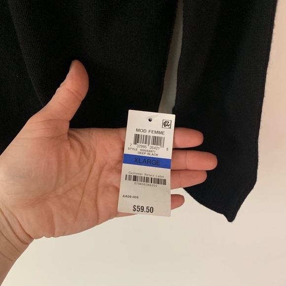 Bar III Mesh V Neck Panel Long Sleeve Sweater - Picture 4 of 6